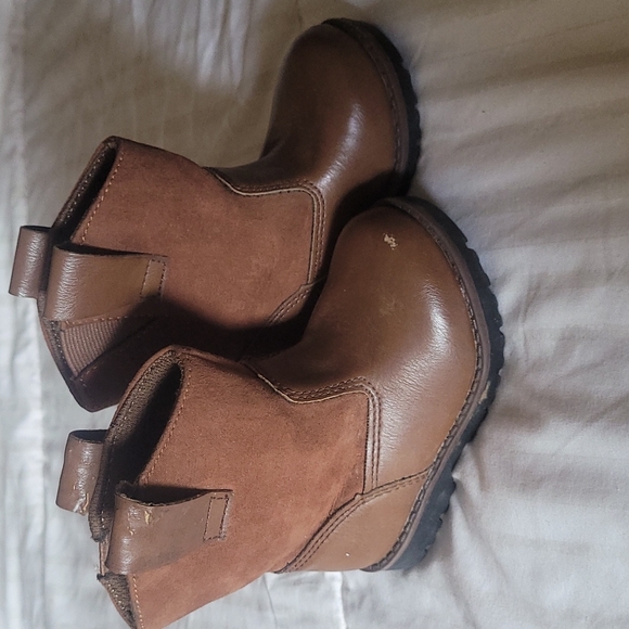 Brown boots - Picture 2 of 4